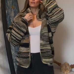 Amazing Vintage Wool Knit Cardigan